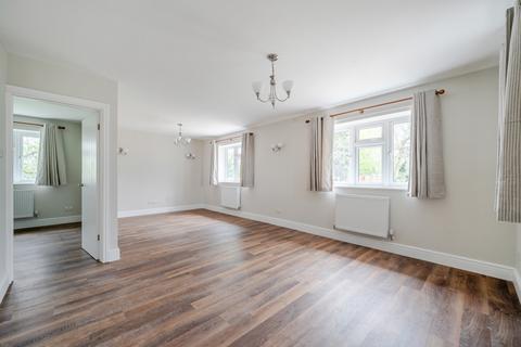 3 bedroom detached house to rent, Oakley Green Road Oakley Green SL4
