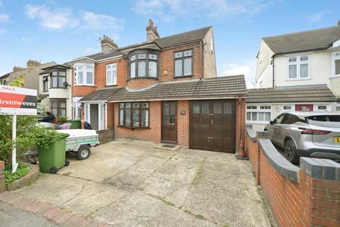 Collier Row Lane, Romford, RM5