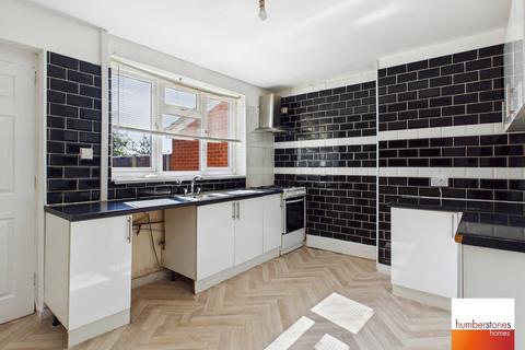3 bedroom semi-detached house to rent, BODENHAM ROAD - OLDBURY