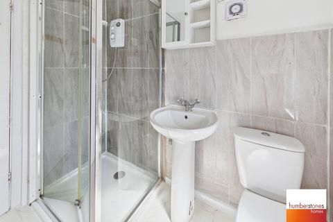 3 bedroom semi-detached house to rent, BODENHAM ROAD - OLDBURY