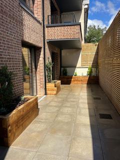 2 bedroom flat for sale, Fallsbrook Road, London