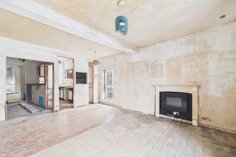 2 bedroom maisonette for sale, Market Place, Hitchin, SG5