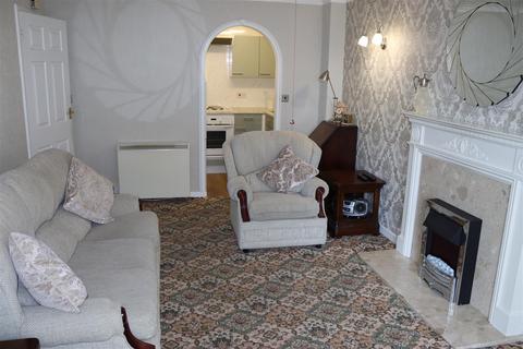 1 bedroom retirement property for sale, Homebell House, Northagte, Aldridge