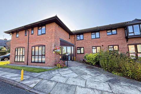 2 bedroom flat for sale, Well Lane, Greasby, CH49