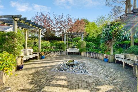 2 bedroom flat for sale, Lys Lander, Tregolls Road, Truro, Cornwall, TR1