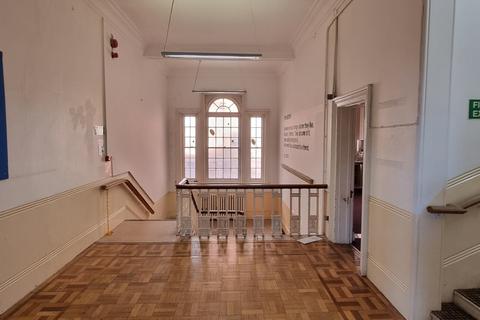 Mixed use for sale, 2 Spring Ter Folkestone CT20 1JH