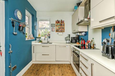 4 bedroom end of terrace house for sale, Oakbrook Road, SHEFFIELD, South Yorkshire, S11