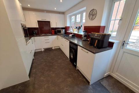 3 bedroom semi-detached house for sale, Lychpit, Basingstoke RG24