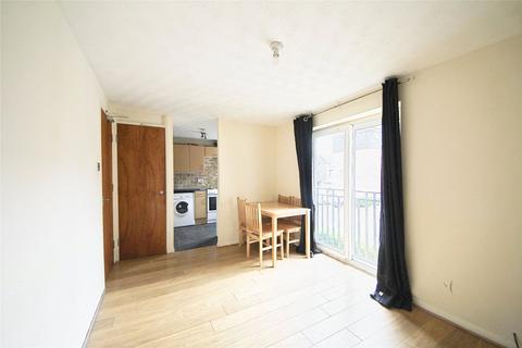 1 bedroom flat to rent, Mandeville Court, Chingford, London E4