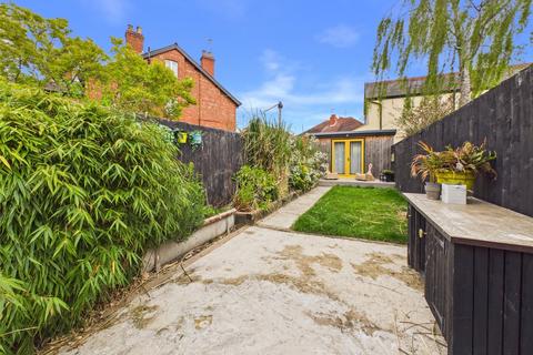 2 bedroom terraced house for sale, Prestbury Road, Cheltenham, Gloucestershire, GL52