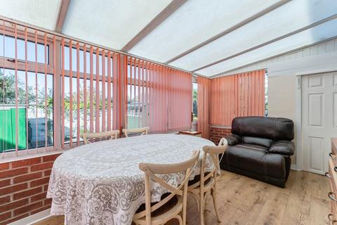 2 bedroom property for sale, Rhuddlan Road, RHYL, Clwyd, LL18