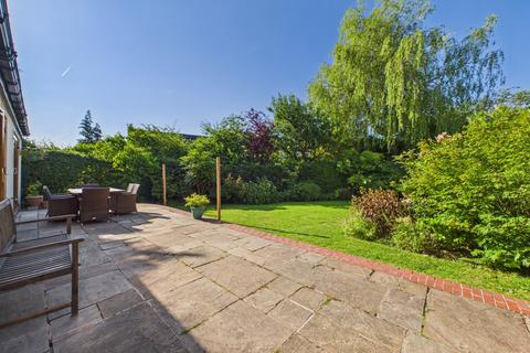 4 bedroom detached house for sale, Heather Lea Avenue, Dore, S17 3DL
