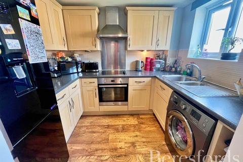 2 bedroom apartment for sale, Derwent Court, Hobart Close, CM1