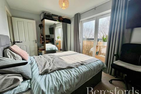 2 bedroom apartment for sale, Derwent Court, Hobart Close, CM1