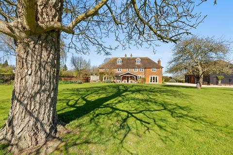 6 bedroom detached house for sale, Nash Lee Road, Aylesbury HP17