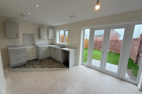 3 bedroom semi-detached house to rent, Florin Gardens, Market Drayton, TF9