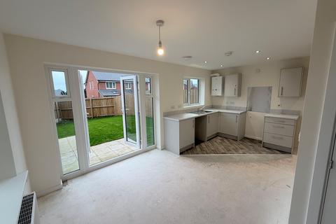 3 bedroom house to rent, Florin Gardens, Market Drayton, TF9
