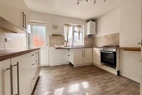 3 bedroom house to rent, Badminton Road, Gloucester, GL4