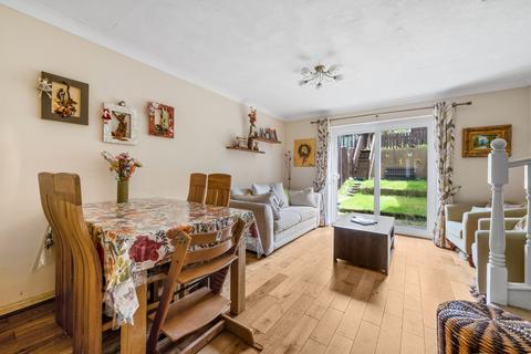 2 bedroom terraced house for sale, Turner Close, Surrey GU4