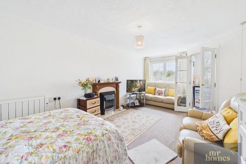 1 bedroom retirement property for sale, Mclay Court St Fagans Road, Fairwater, Cardiff, CF5