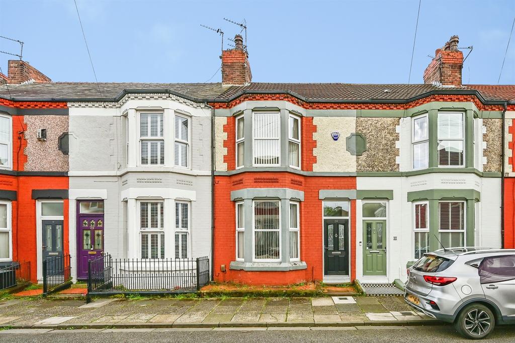 3 bedroom terraced house for sale