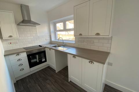 3 bedroom flat to rent, Canning Street, Cwm, NP23