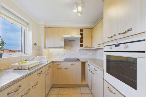 1 bedroom flat for sale, 21 Fairways Court, Whitby