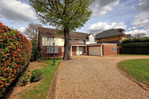 5 bedroom detached house for sale, Ernest Road, Emerson Park, RM11