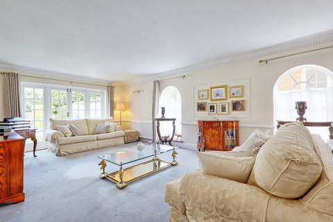 5 bedroom detached house for sale, Ernest Road, Emerson Park, RM11