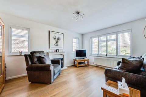 3 bedroom detached bungalow for sale, Colton Road, Shrivenham, Swindon