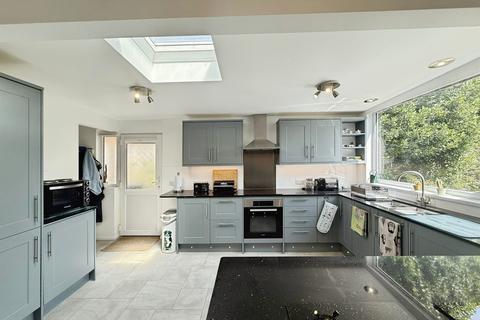 3 bedroom detached bungalow for sale, Colton Road, Shrivenham, Swindon