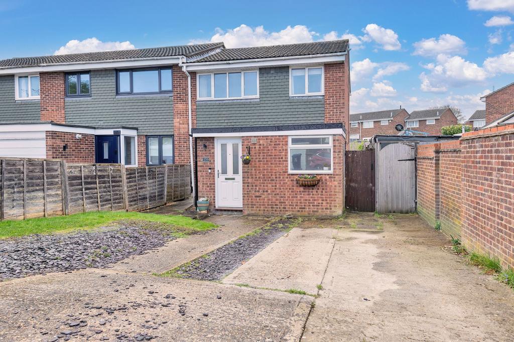 3 bedroom end of terrace house for sale