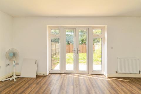 3 bedroom semi-detached house for sale, Leigh Woods Place, Silsoe, Bedford