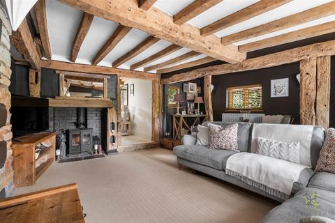 3 bedroom cottage for sale, Station Road, Evesham WR11