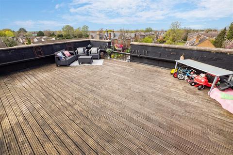 2 bedroom apartment for sale, Stanley Road, Sutton