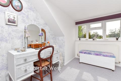 5 bedroom detached house for sale, Burford Lane, Epsom KT17