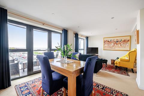 2 bedroom flat for sale, The Esplanade, Compass Point The Esplanade, PO21