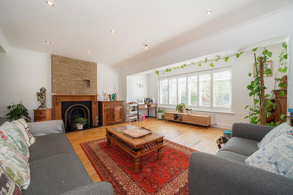 Living room, fireplace