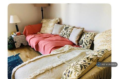 1 bedroom flat to rent, Holloway Road, London, N7