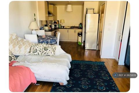 1 bedroom flat to rent, Holloway Road, London, N7