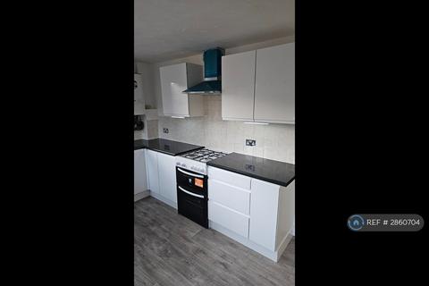 2 bedroom semi-detached house to rent, Ashpole Furlong, Loughton, Milton Keynes, MK5
