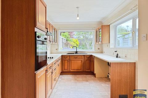 3 bedroom semi-detached house to rent, Winthrop Road, Bury St. Edmunds, IP33