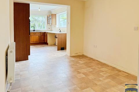 3 bedroom semi-detached house to rent, Winthrop Road, Bury St. Edmunds, IP33