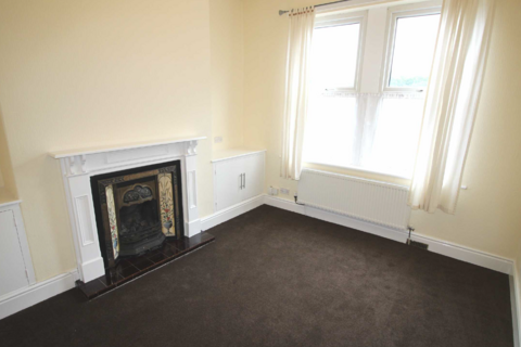 2 bedroom terraced house to rent, Riverside Road, Preston PR1