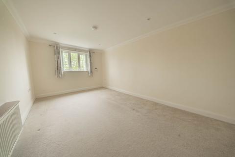 1 bedroom flat for sale, Bolnore Road, Fleur De Lis, RH16