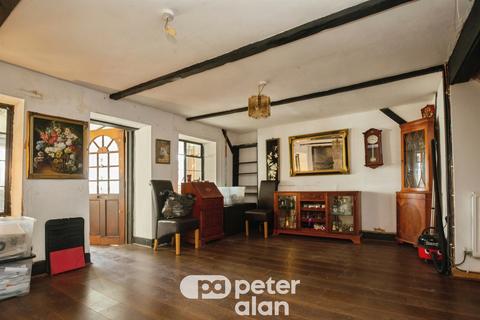 undefined, Top Road, Garndiffaith, Pontypool