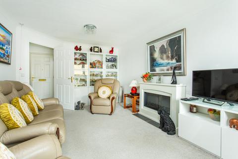 1 bedroom retirement property for sale, Richmond Street, Herne Bay, Kent, CT6