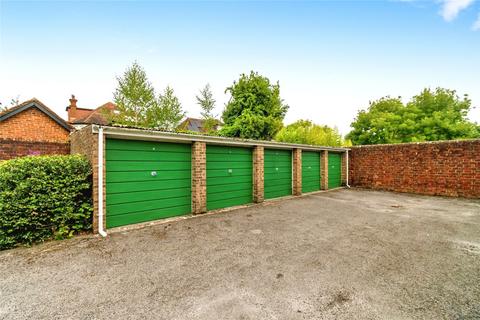 2 bedroom flat for sale, Autumn Place, Winn Road, Southampton, Hampshire, SO17