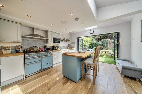 3 bedroom terraced house for sale, Besley Street, Streatham, London, SW16