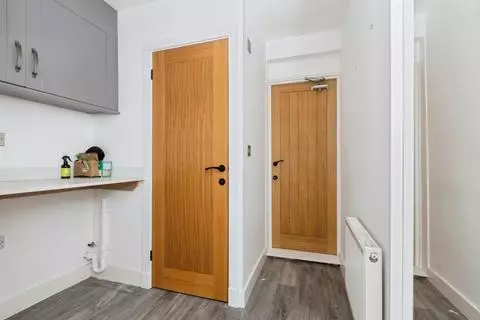 4 bedroom detached house for sale - View 5